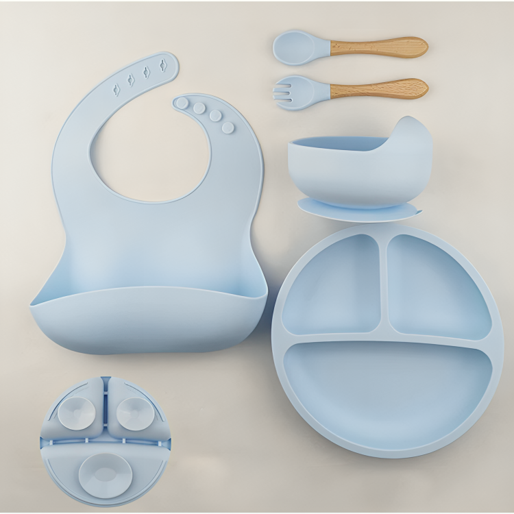 TinyTots Mess-Free Silicone Feeding Set